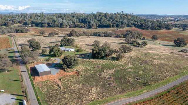 11120 Courier Rd, Plymouth, CA 95669