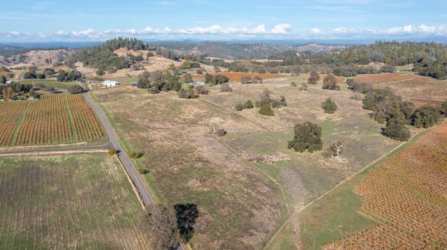 11120 Courier Rd, Plymouth, CA 95669