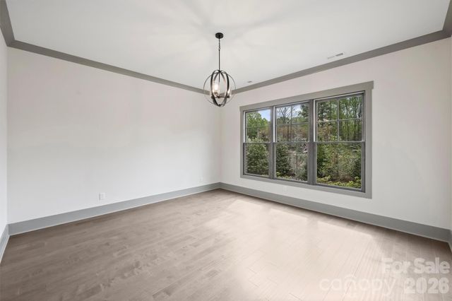 8159 Fairview Road, Charlotte, NC 28226