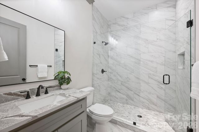 8159 Fairview Road, Charlotte, NC 28226