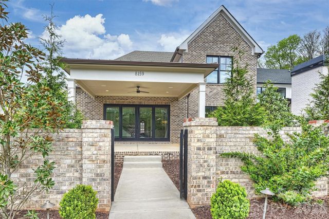 8159 Fairview Road, Charlotte, NC 28226
