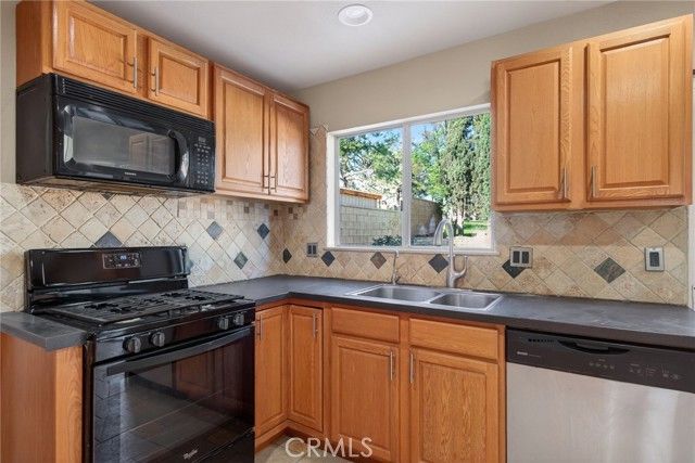 6930 Kern, Jurupa Valley, CA 92509