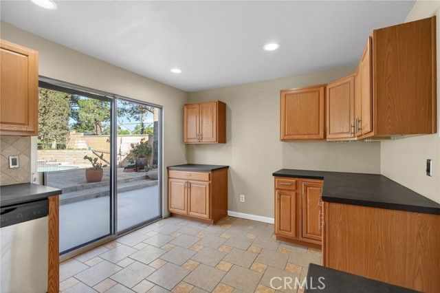 6930 Kern, Jurupa Valley, CA 92509