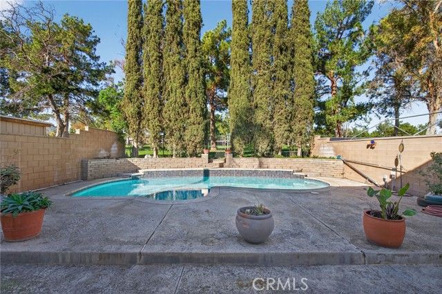 6930 Kern, Jurupa Valley, CA 92509