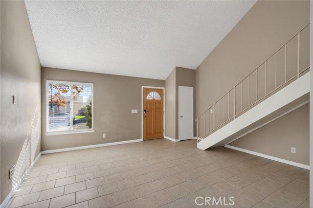 6930 Kern, Jurupa Valley, CA 92509