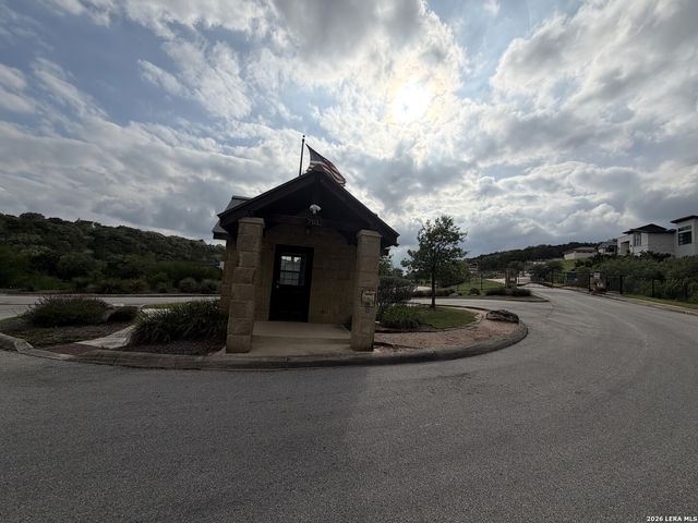 518 Winding Ravine, San Antonio, TX 78258