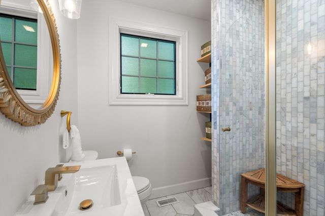 295 Gardner St, Hingham, MA 02043