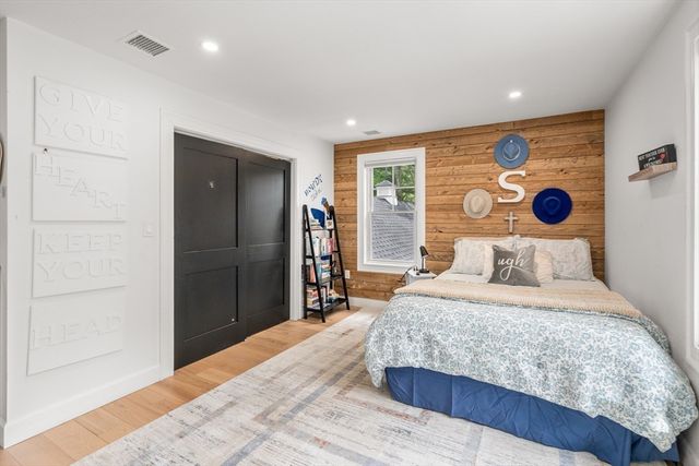 295 Gardner St, Hingham, MA 02043