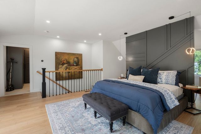 295 Gardner St, Hingham, MA 02043