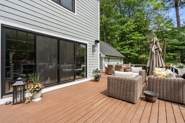 295 Gardner St, Hingham, MA 02043