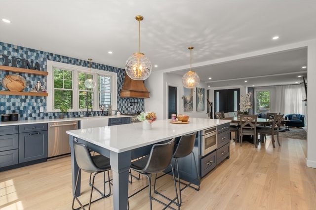 295 Gardner St, Hingham, MA 02043