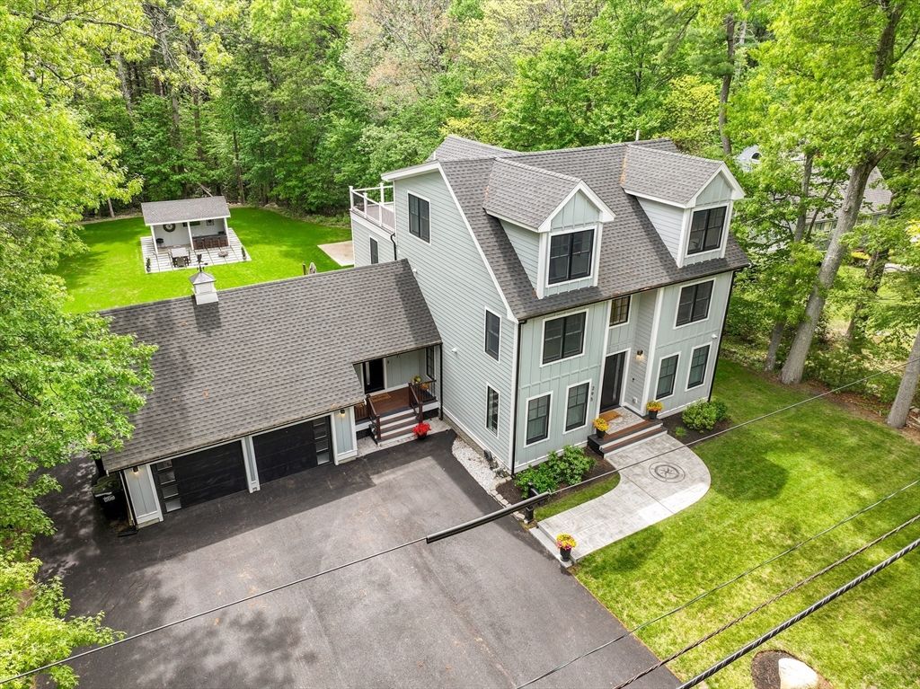295 Gardner St, Hingham, MA 02043