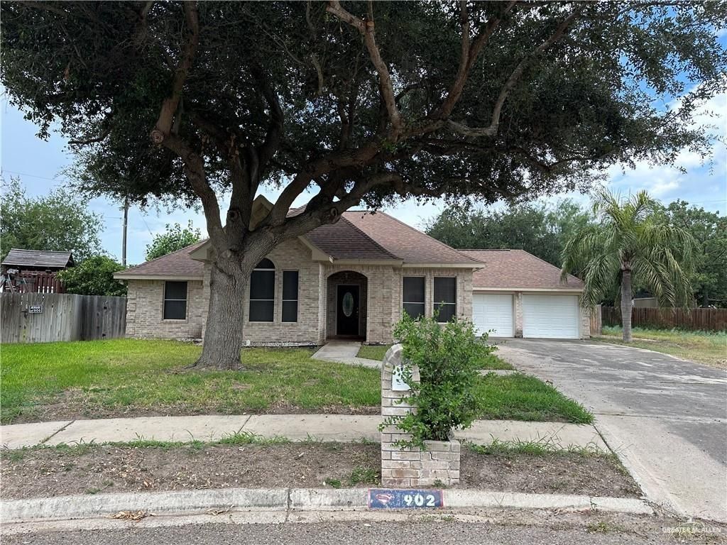 902 Hidden Forest Drive, Edinburg, TX 78539