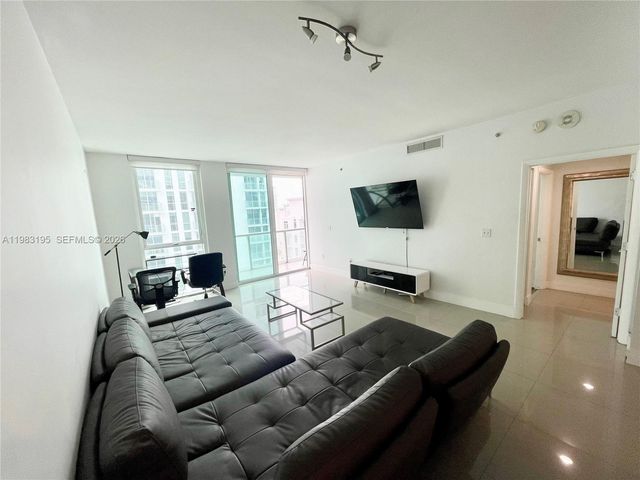 253 NE 2nd St 2506, Miami, FL 33132