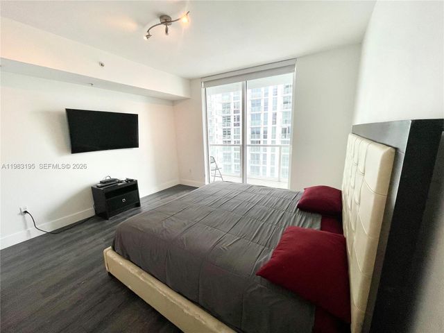 253 NE 2nd St 2506, Miami, FL 33132