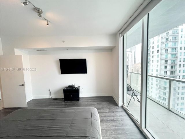 253 NE 2nd St 2506, Miami, FL 33132