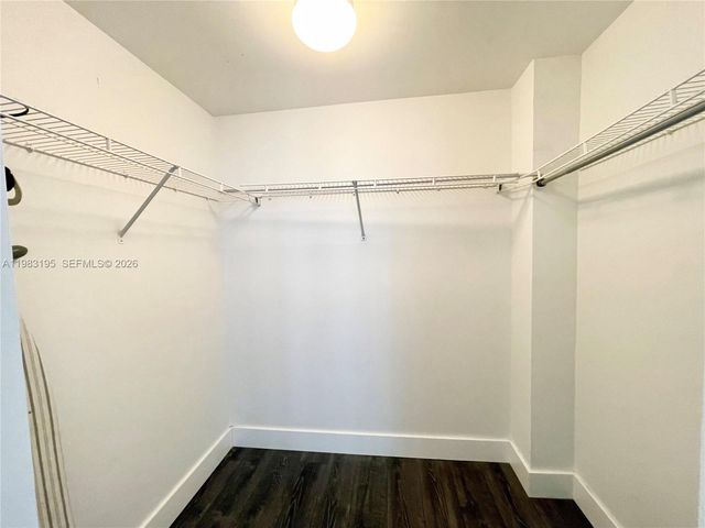 253 NE 2nd St 2506, Miami, FL 33132