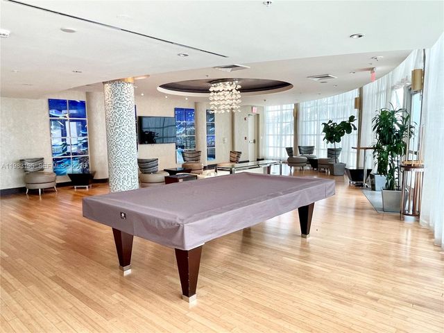 253 NE 2nd St 2506, Miami, FL 33132