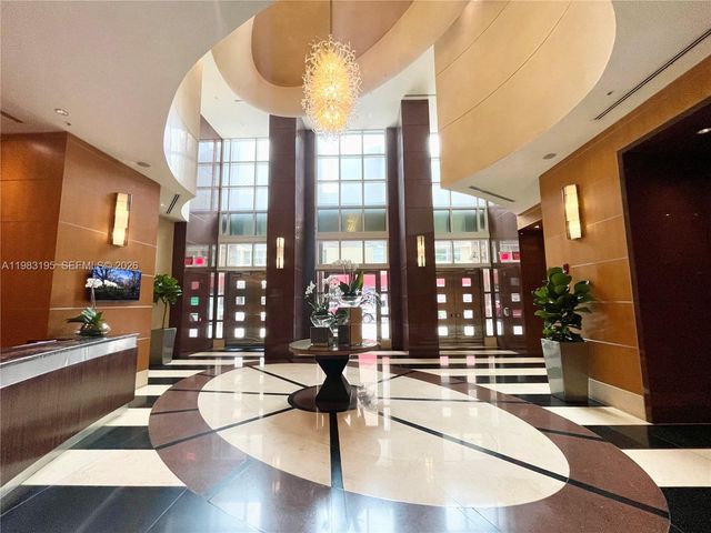 253 NE 2nd St 2506, Miami, FL 33132