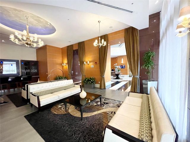 253 NE 2nd St 2506, Miami, FL 33132