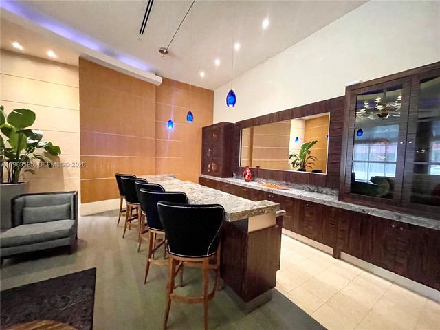 253 NE 2nd St 2506, Miami, FL 33132