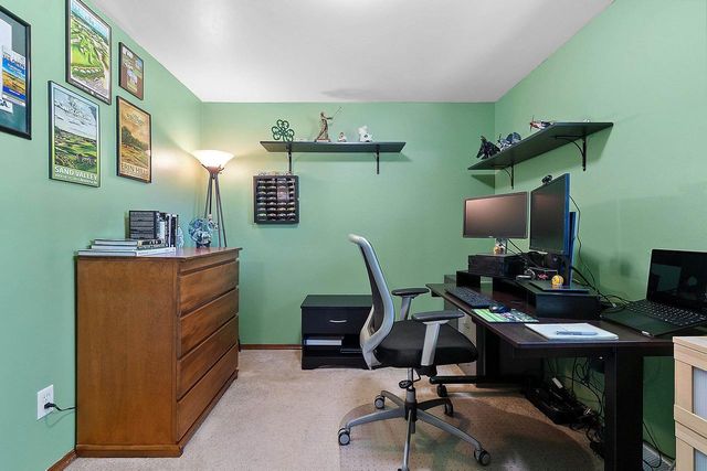2589 VAN BEEK ROAD, Green Bay, WI 54311