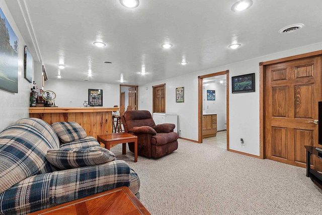 2589 VAN BEEK ROAD, Green Bay, WI 54311
