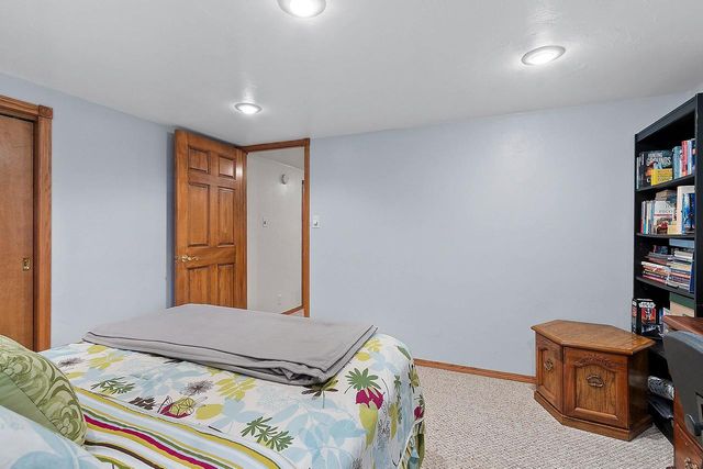 2589 VAN BEEK ROAD, Green Bay, WI 54311