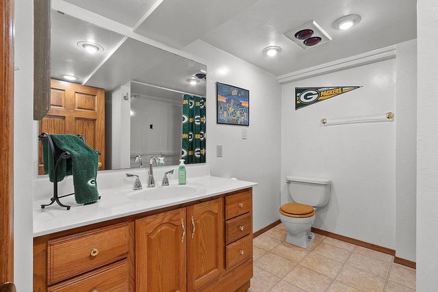 2589 VAN BEEK ROAD, Green Bay, WI 54311