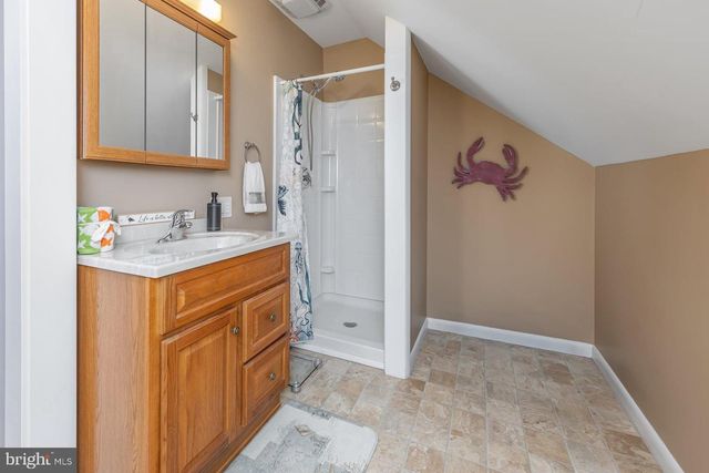515 GRISCOM DR, Woodbury, NJ 08096