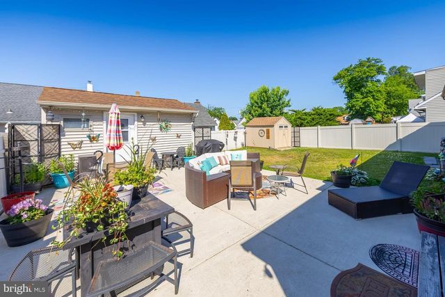 515 GRISCOM DR, Woodbury, NJ 08096