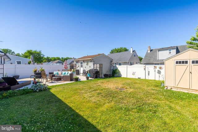 515 GRISCOM DR, Woodbury, NJ 08096
