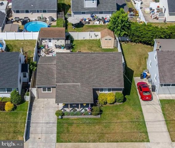 515 GRISCOM DR, Woodbury, NJ 08096