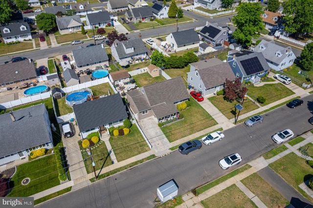 515 GRISCOM DR, Woodbury, NJ 08096