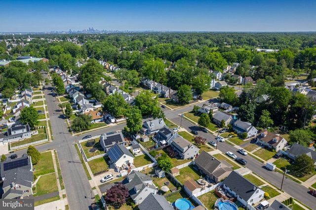 515 GRISCOM DR, Woodbury, NJ 08096