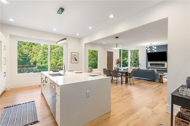 1045 Shepherds NE Lane, Atlanta, GA 30324