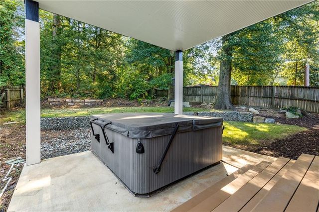 1045 Shepherds NE Lane, Atlanta, GA 30324