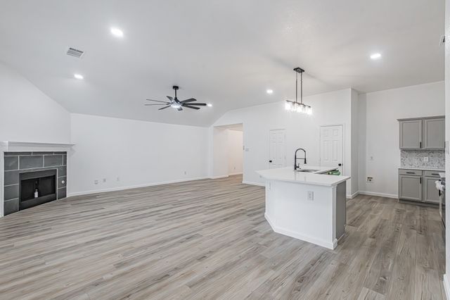 1505 Kittyhawk Drive, Little Elm, TX 75068