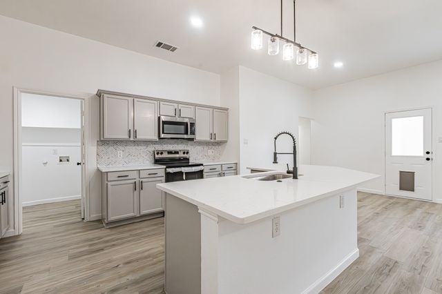 1505 Kittyhawk Drive, Little Elm, TX 75068