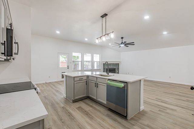 1505 Kittyhawk Drive, Little Elm, TX 75068