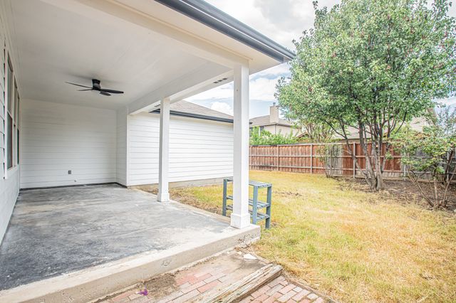 1505 Kittyhawk Drive, Little Elm, TX 75068