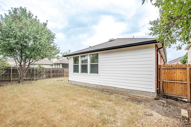 1505 Kittyhawk Drive, Little Elm, TX 75068