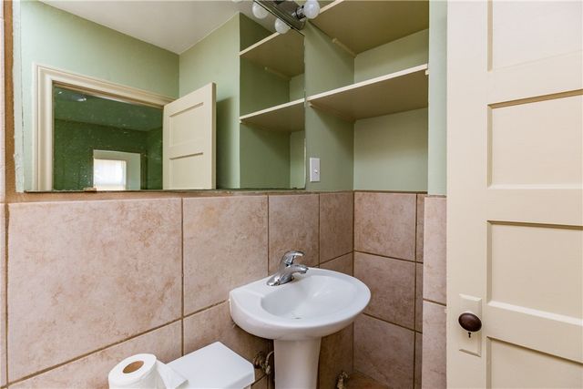 2801 Austin St C, Corpus Christi, TX 78404