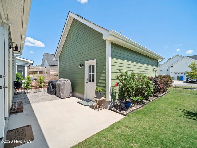 749 Edgerton Drive, Wilmington, NC 28412