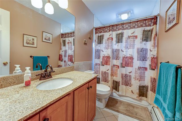 108 Maple Wood Lane, Riverhead, NY 11901