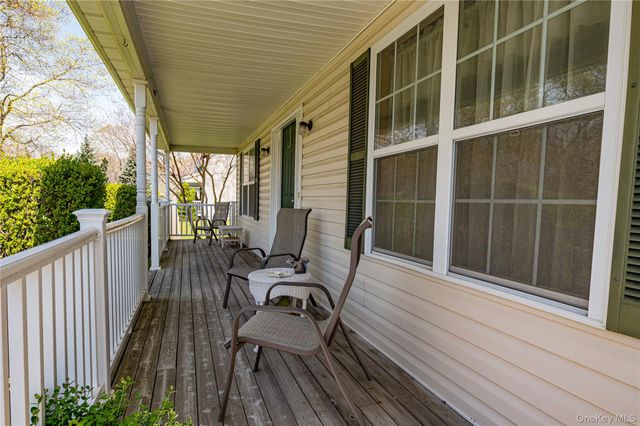 108 Maple Wood Lane, Riverhead, NY 11901