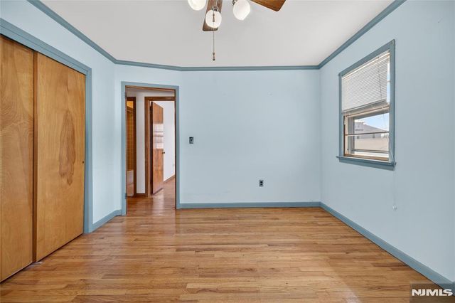 1-20 Kenneth Avenue, Fair Lawn, NJ 07410