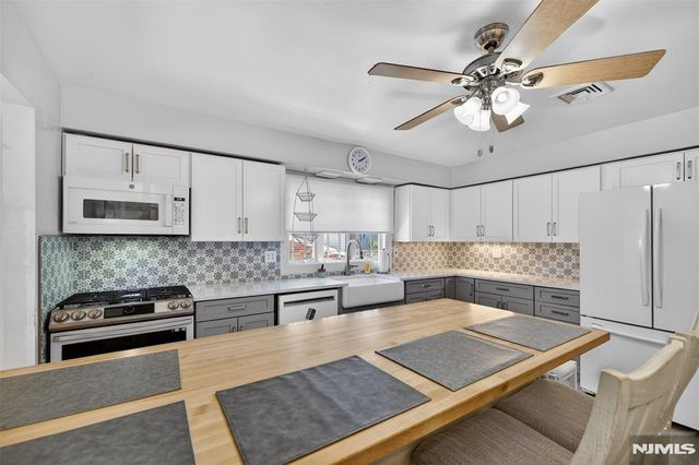 1-20 Kenneth Avenue, Fair Lawn, NJ 07410