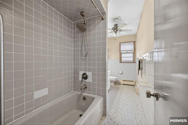 1-20 Kenneth Avenue, Fair Lawn, NJ 07410