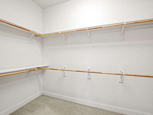 6944 W Wrenwood Lane, Fresno, CA 93723